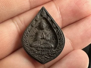 Protect amulet B.E.2523 LP Phun copper amulet in waterdrop shape with beautiful condition  (MON1126)