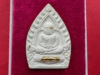 Wealth amulet B.E.2536 LP Ngoen Soom Jao Sau holy powder amulet with golden Takrut by Wat Suthat (MON1069)